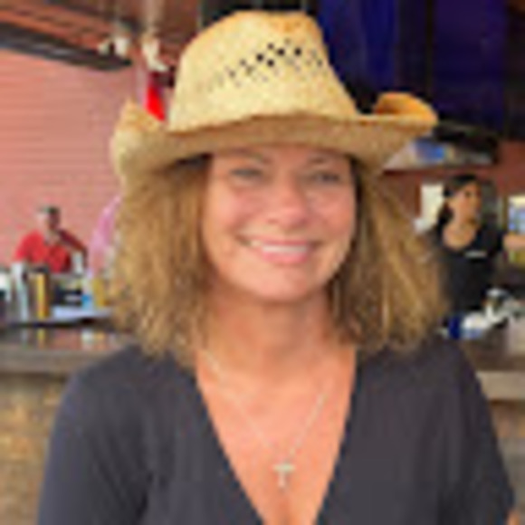 Meet your Posher, Kimberly - Picture 1 of 1